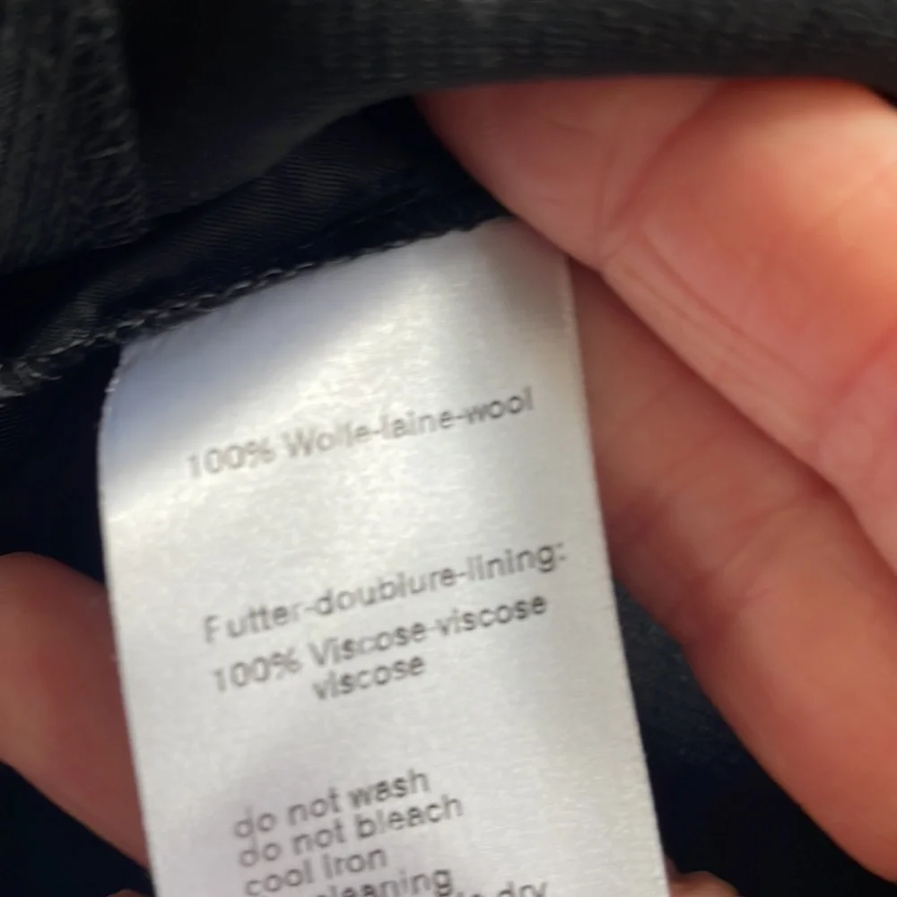 AKRIS PUNTO Skirt  black wool‎ Size 8 B5